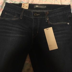 NWT Levis skinny jeans